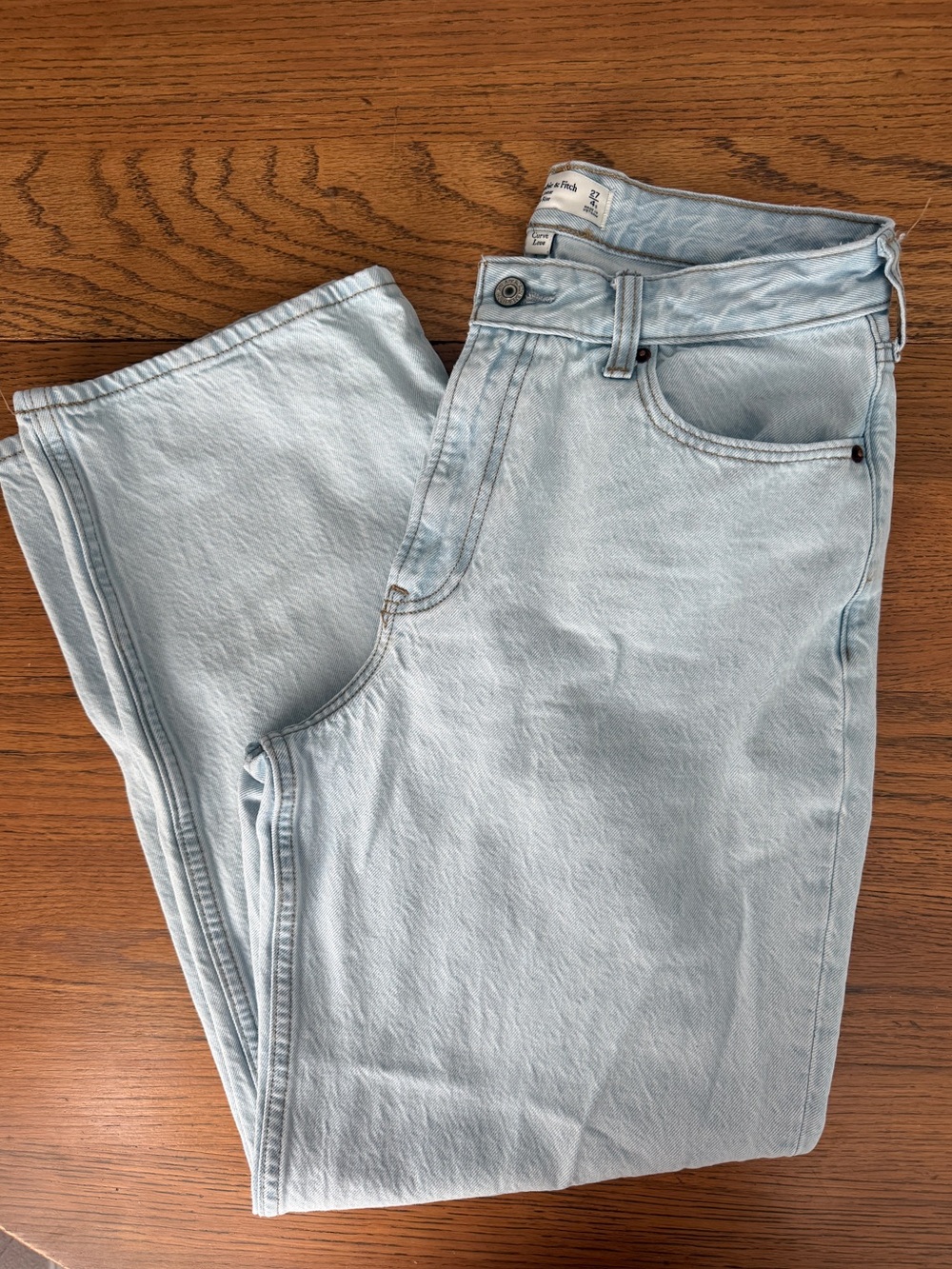 Abercrombie & Fitch Curve Love Straight Leg Jeans
